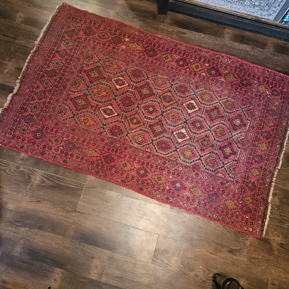 Antique Turkish Rug - Picture 3 of 3